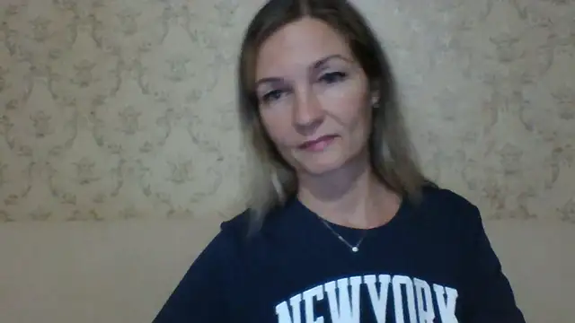 Snapshot of sweetriki chatting on 11/18/25, 06:56 sweetriki online show from 11/18/25, 06:56