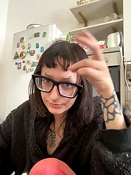 severingratty online show from 11/18/25, 09:36