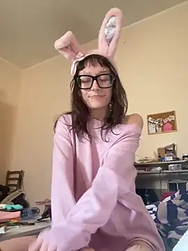 Snapshot of severingratty chatting on 02/01/26, 09:19 severingratty online show from 02/01/26, 09:19