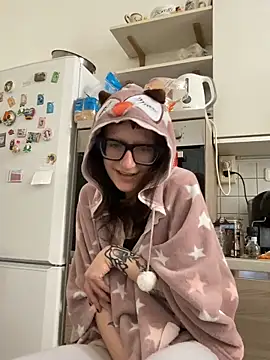 Snapshot of severingratty chatting on 02/23/26, 10:12 severingratty online show from 02/23/26, 10:12