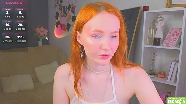 Snapshot of JoyceJones chatting on 10/10/25, 07:24 JoyceJones online show from 10/10/25, 07:24