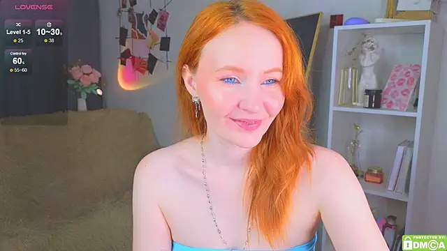 Snapshot of JoyceJones chatting on 10/13/25, 07:14 JoyceJones online show from 10/13/25, 07:14