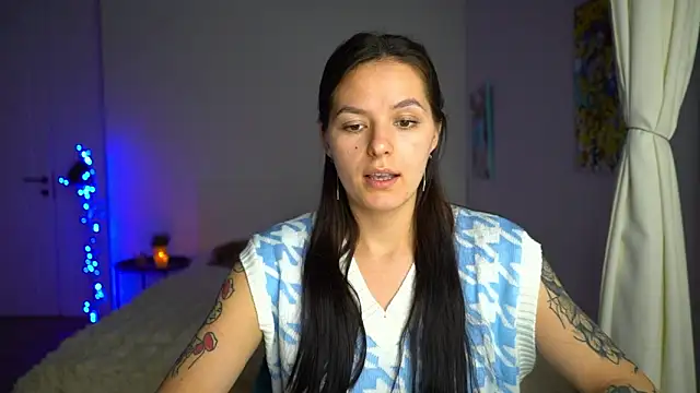 EwelynScott online show from 12/01/25, 03:50