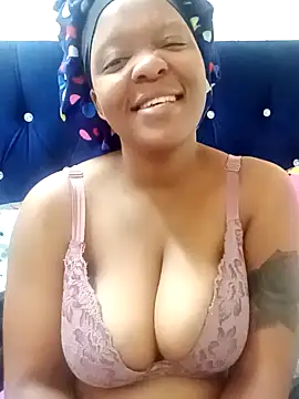 Snapshot of SexyMellon chatting on 10/13/25, 02:17 SexyMellon online show from 10/13/25, 02:17