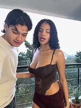 Snapshot of Rose-andres chatting on 03/12/26, 10:49 Rose-andres online show from 03/12/26, 10:49