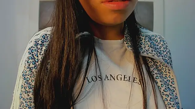 Mia lopez   online show from 09/09/25, 01:10