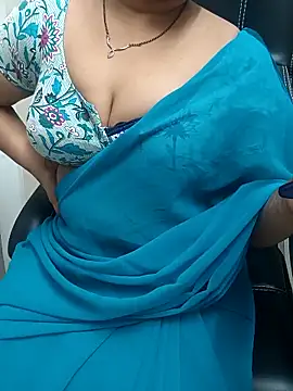 Snapshot of Anushka134 chatting on 09/08/25, 05:34 Anushka134 online show from 09/08/25, 05:34