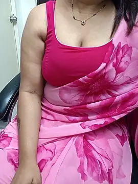 Snapshot of Anushka134 chatting on 10/10/25, 04:17 Anushka134 online show from 10/10/25, 04:17