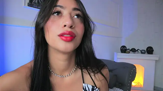 charlotterusso online show from 10/22/25, 02:39