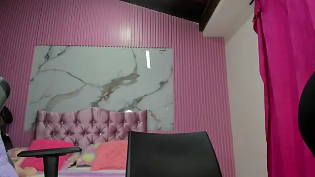 Mindy 19 online show from 11/27/25, 11:12