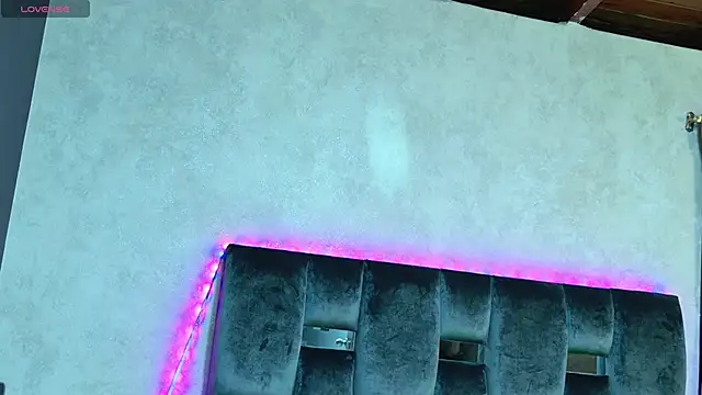 Taurito    online show from 10/13/25, 06:13