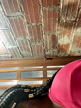 Snapshot of britanyxxs chatting on 11/30/25, 01:37 britanyxxs online show from 11/30/25, 01:37