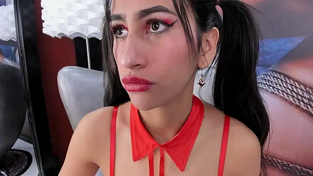 miss   taylor online show from 10/08/25, 02:31