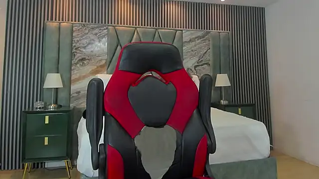 Michael blue online show from 09/17/25, 02:41