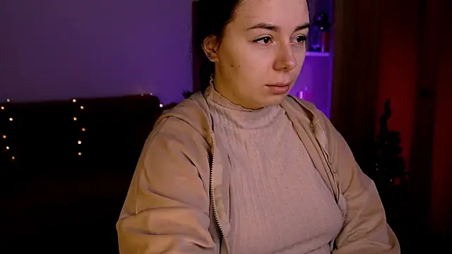 Snapshot of Di_na_Bell chatting on 01/09/26, 06:38 Di na Bell online show from 01/09/26, 06:38