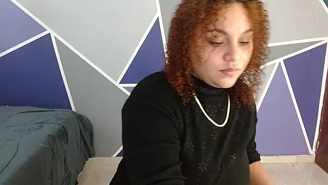 Snapshot of Yera_carey chatting on 10/17/25, 12:19 Yera carey online show from 10/17/25, 12:19