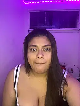 Snapshot of NattashaMore_0719 chatting on 09/21/25, 05:09 NattashaMore 0719 online show from 09/21/25, 05:09