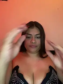 Snapshot of NattashaMore_0719 chatting on 10/01/25, 04:51 NattashaMore 0719 online show from 10/01/25, 04:51