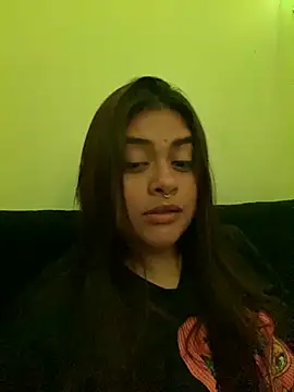 Snapshot of NattashaMore_0719 chatting on 10/21/25, 04:13 NattashaMore 0719 online show from 10/21/25, 04:13