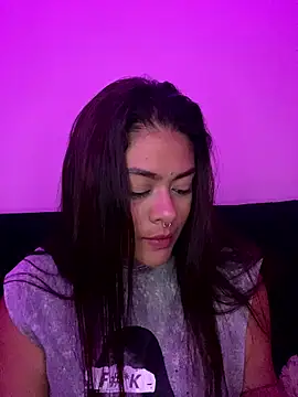 Snapshot of NattashaMore_0719 chatting on 01/13/26, 02:28 NattashaMore 0719 online show from 01/13/26, 02:28