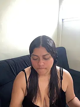 Snapshot of NattashaMore_0719 chatting on 02/13/26, 03:30 NattashaMore 0719 online show from 02/13/26, 03:30