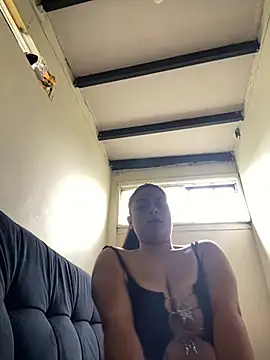 Snapshot of NattashaMore_0719 chatting on 02/17/26, 05:19 NattashaMore 0719 online show from 02/17/26, 05:19