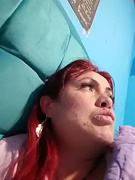 carolinhe  online show from 11/29/25, 04:48