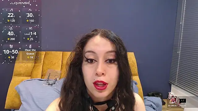 KendraaSimons online show from 10/28/25, 08:22