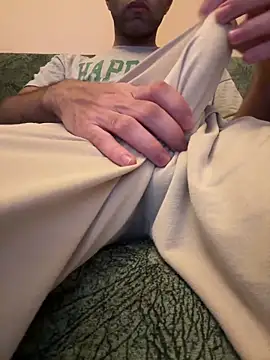 Snapshot of 777emre chatting on 03/06/26, 07:21 777emre online show from 03/06/26, 07:21