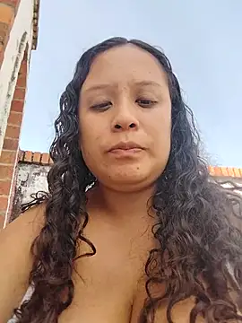 Snapshot of You-sexy-starr chatting on 03/05/26, 02:24 You-sexy-starr online show from 03/05/26, 02:24