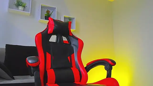 Snapshot of DIMITRI_MASTEER chatting on 10/05/25, 04:49 DIMITRI MASTEER online show from 10/05/25, 04:49