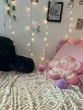 babykalirose online show from 07/02/26, 10:49