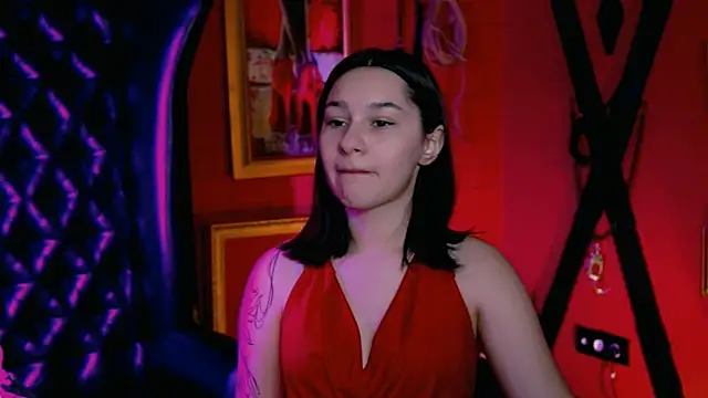 KimClarks  online show from 10/31/25, 02:40