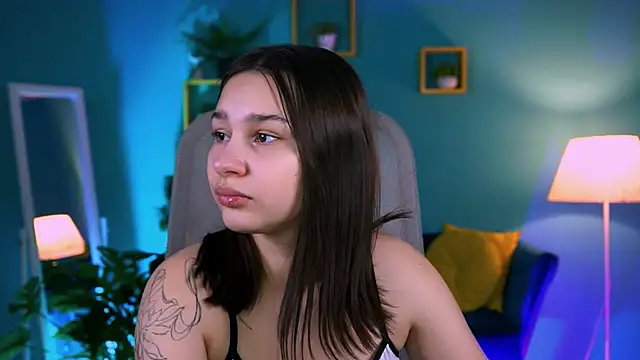 KimClarks  online show from 12/19/25, 11:50