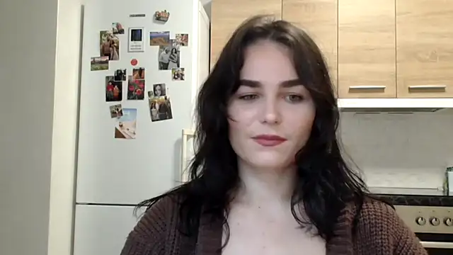 Snapshot of Silviaa_a chatting on 10/19/25, 06:41 Silviaa a online show from 10/19/25, 06:41