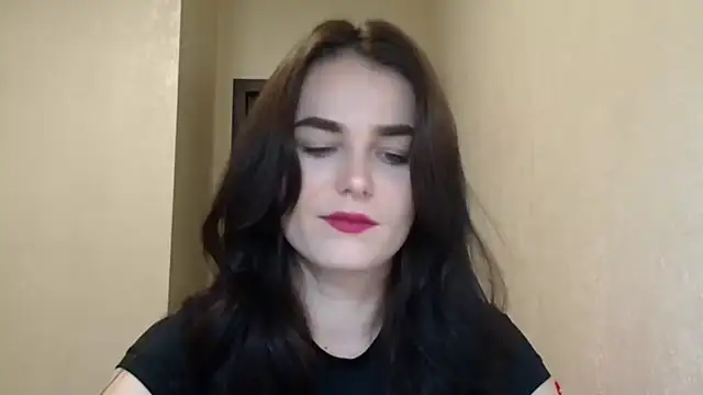 Snapshot of Silviaa_a chatting on 02/14/26, 05:10 Silviaa a online show from 02/14/26, 05:10