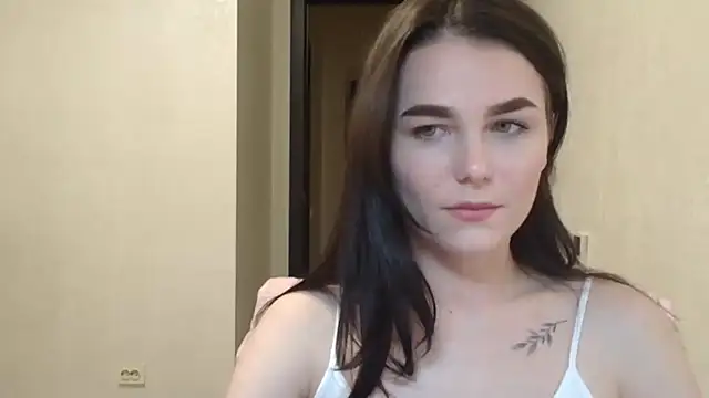 Snapshot of Silviaa_a chatting on 02/22/26, 07:34 Silviaa a online show from 02/22/26, 07:34