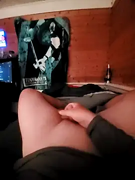 Snapshot of TheSexyCaveman chatting on 06/15/26, 08:05 TheSexyCaveman online show from 06/15/26, 08:05
