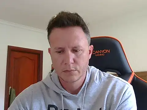 TroyDieselXXX online show from 12/21/25, 09:27