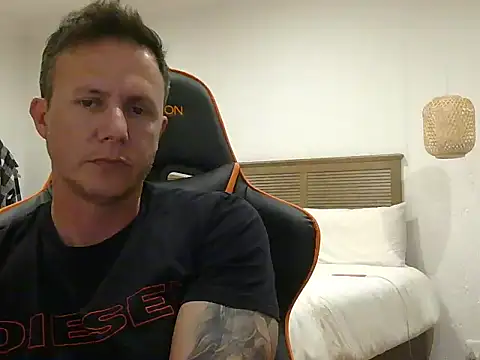 TroyDieselXXX online show from 01/08/26, 05:59