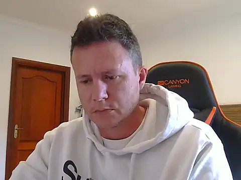 TroyDieselXXX online show from 04/07/26, 06:14