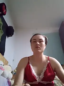 MoonIrene online show from 10/26/25, 02:23