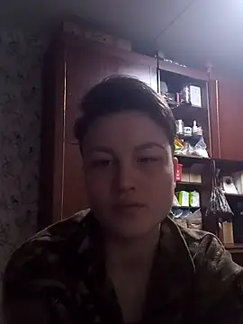 MoonIrene online show from 02/13/26, 04:36