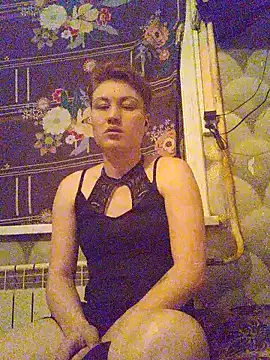 MoonIrene online show from 02/21/26, 03:24