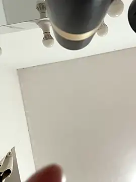 Snapshot of Asia-bb chatting on 10/27/25, 06:56 Asia-bb online show from 10/27/25, 06:56