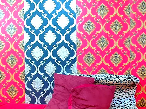 Snapshot of yourperfectcrush chatting on 11/27/25, 09:22 yourperfectcrush online show from 11/27/25, 09:22