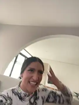 Scaarlettfox online show from 02/09/26, 07:18