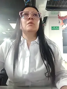 Romina693 online show from 10/28/25, 06:17