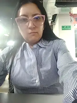 Romina693 online show from 11/05/25, 06:13