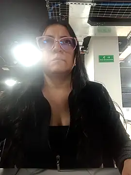 Romina693 online show from 11/17/25, 06:30